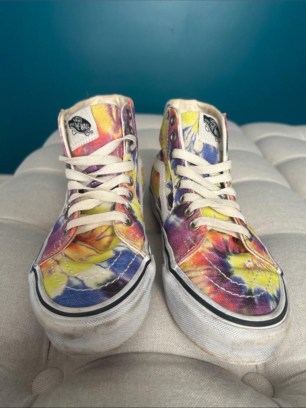 Vans High-Top Tie-Dye Sneakers in Yellow, Purple, Blue, Pink - Picture 4 of 9